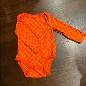 Baby Gap checkered onsie 18-24mths